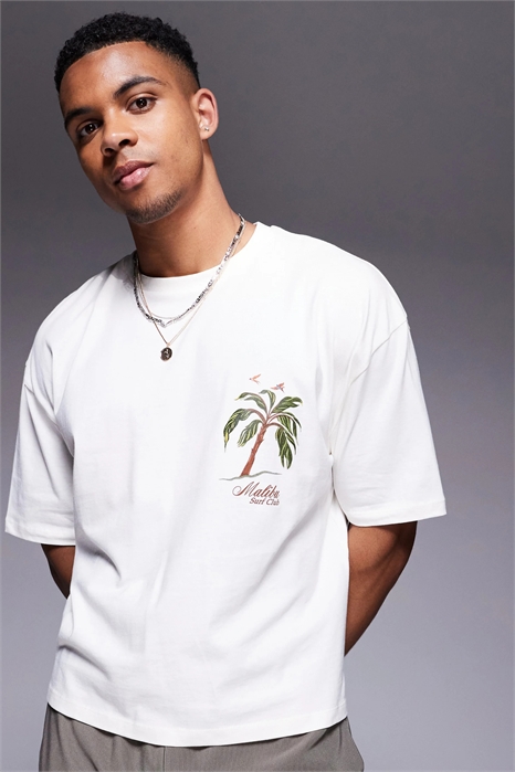Объёмная футболка свободного кроя с принтом в виде пальмы артикул 142203279