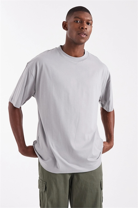 Футболка свободного кроя Essentials артикул 151022246