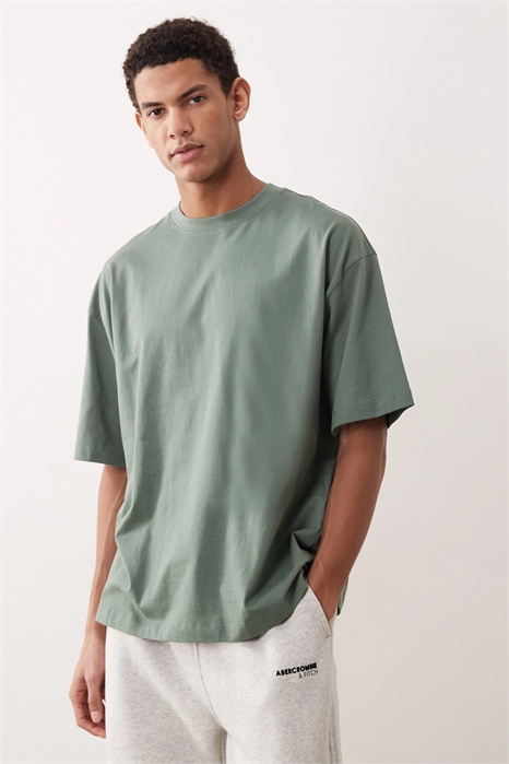 Футболка свободного кроя Essentials артикул 152902538