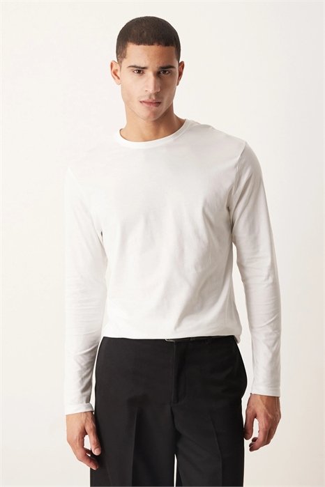Футболка с длинными рукавами из хлопка SUPIMA премиум-класса, прямой крой артикул 148450704