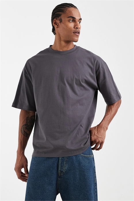 Футболка свободного кроя Essentials артикул 152902397