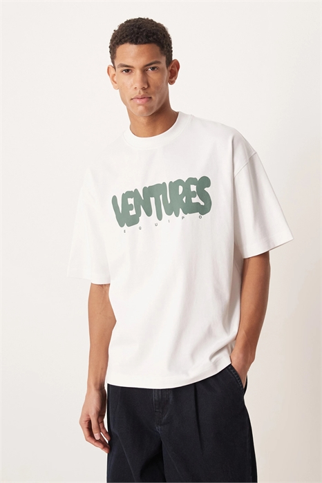 Футболка свободного кроя из коллекции Circular Design с принтом «Ventures» в виде пузыря артикул 151929069
