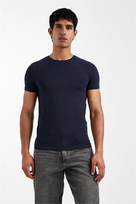 Футболка Essentials с облегающим кроем артикул 148890364