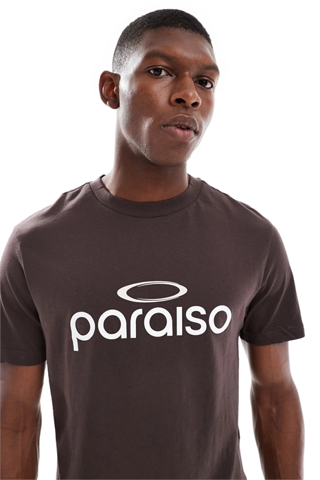 Укороченная футболка с надписью артикул 143260392