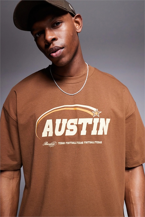 Футболка свободного кроя с принтом в виде города артикул 141525556