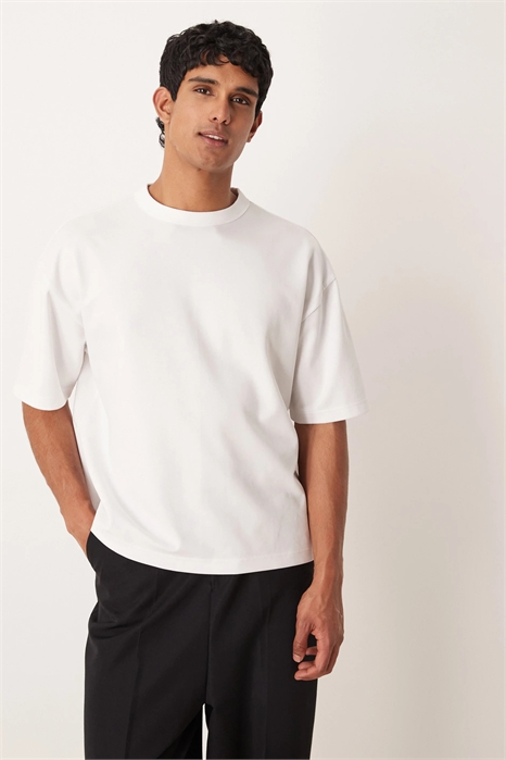 Футболка oversize свободного кроя из плотной ткани от breatheMAX артикул 152471620