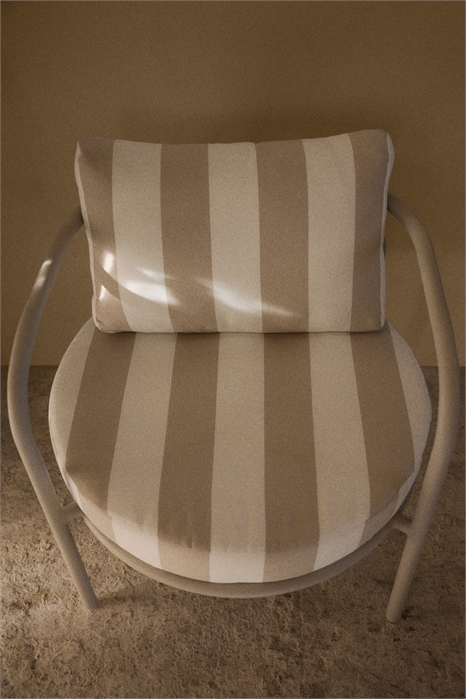 Кресло для отдыха на открытом воздухе артикул 1347485001