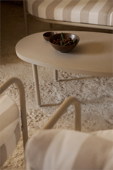 Журнальный столик для улицы артикул 1347489001