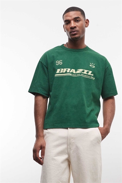 Объёмная футболка свободного кроя с принтом «Бразилия» артикул 155867264