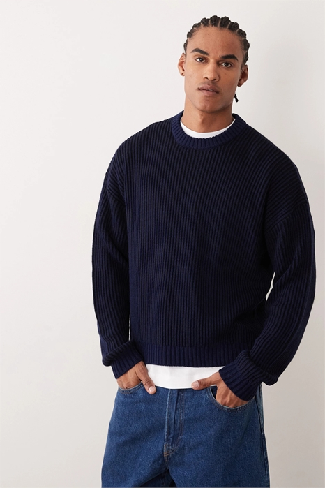 Свитер из трикотажа с крупной ребристой вязкой артикул 156363584