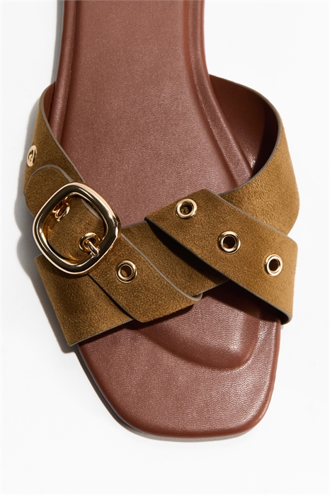 Сандалии артикул 1320487001