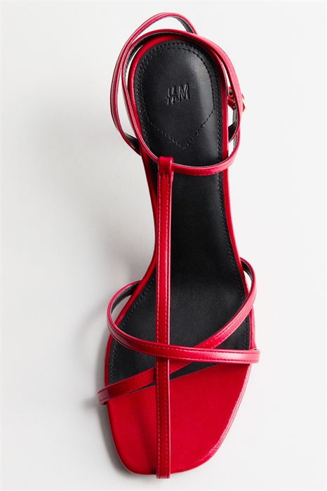 Сандалии на каблуке с ремешками артикул 1321299001