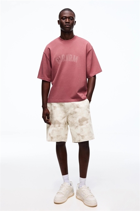 Шорты-бермуды свободного кроя с принтом по всей поверхности артикул 156597860