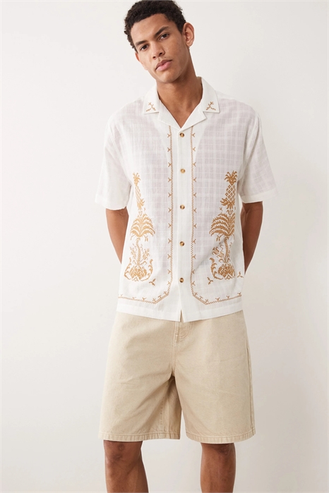 Джинсовые шорты средней длины артикул 153890272