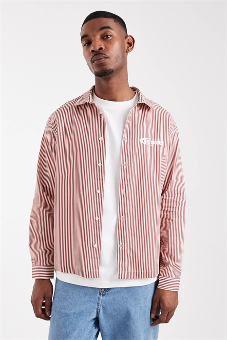 Рубашка прямого кроя в полоску с вышивкой на груди артикул 151300618