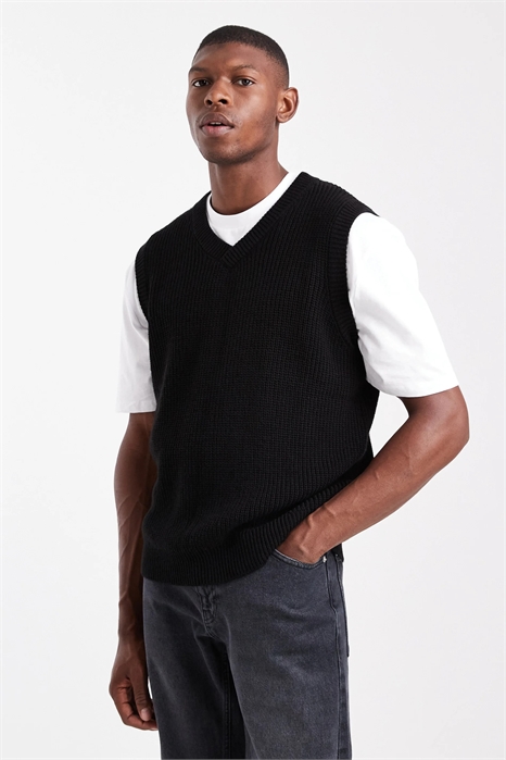 Свободный вязаный жилет артикул 151302303