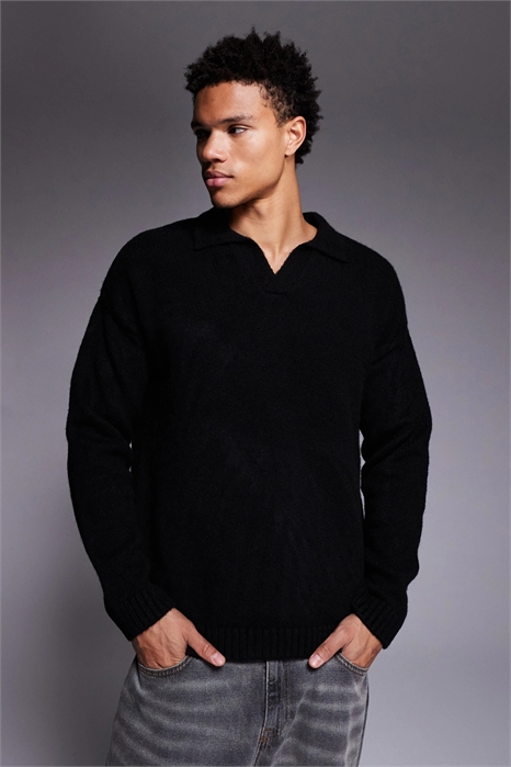 Поло с вырезом и крупной вязкой артикул 153400374