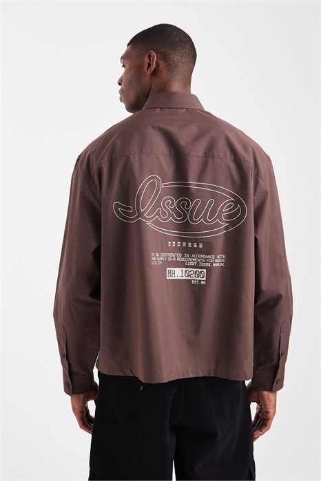 Рубашка свободного кроя с принтом на спине артикул 153400204