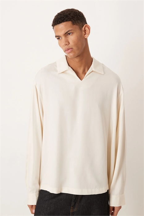 Рубашка свободного кроя артикул 153882528