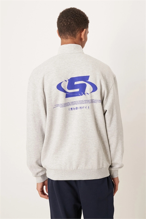 Свитшот свободного кроя с четвертью молнии и принтом артикул 151053320