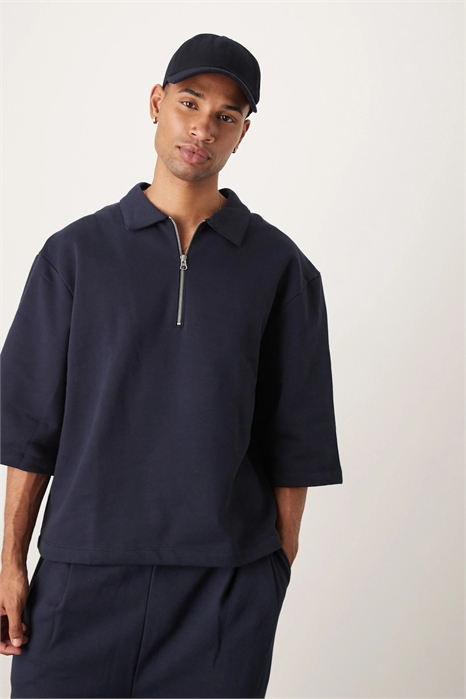 Свитшот премиум-класса с широким кроем и короткими рукавами артикул 145746793