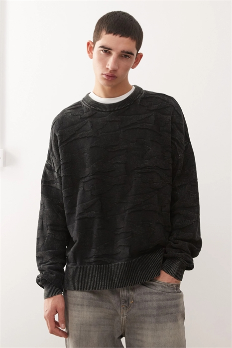 Свитер с прямого кроя и 3D-текстурой артикул 150034552