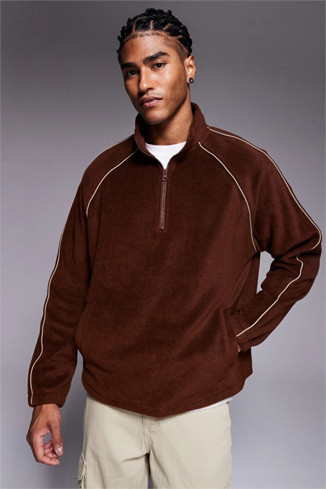 Свободная флисовая кофта с воротником-воронкой и окантовкой артикул 146925174