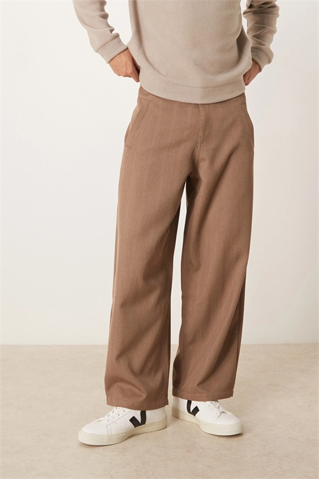 Брюки с расклешенными штанинами и складками артикул 150478721