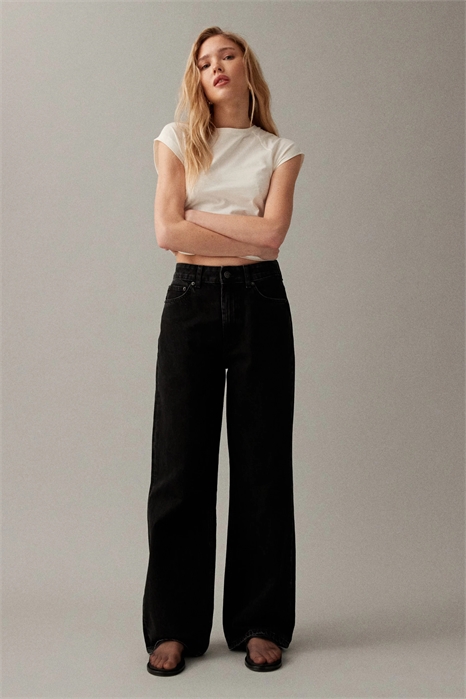 Джинсы «папа» с широкими брючинами артикул 132627310