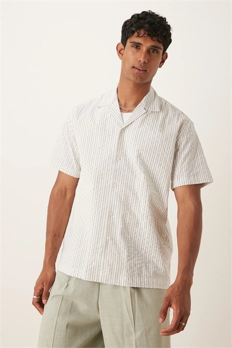 Рубашка с воротником-ревером из ткани «сирсакер» артикул 143246062