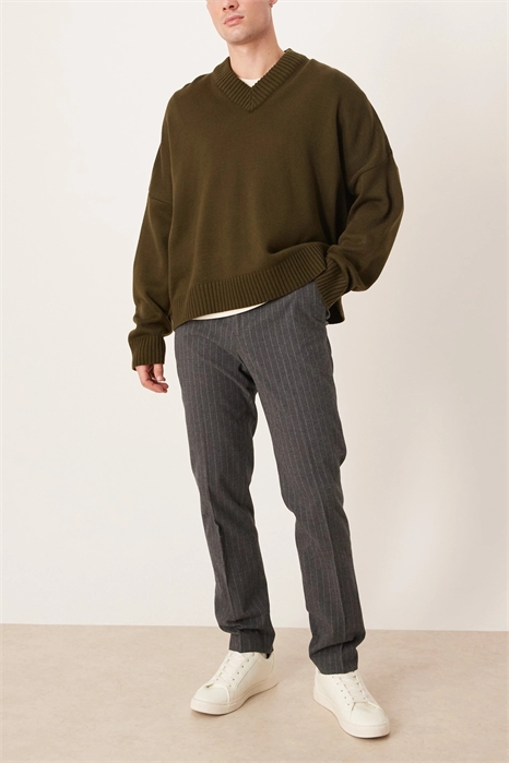 Брюки с зауженными штанинами в полоску артикул 151560479