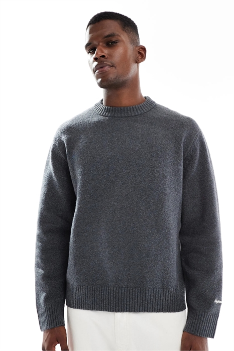 Свитер с широким воротником-стойкой и объемным кроем артикул 148849367