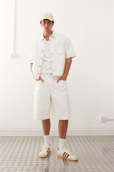 Широкие джинсовые шорты с табачной отстрочкой co-ord артикул 148606533