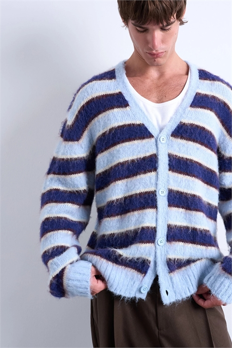 Кардиган свободного кроя из мягкого трикотажа в полоску артикул 147083124