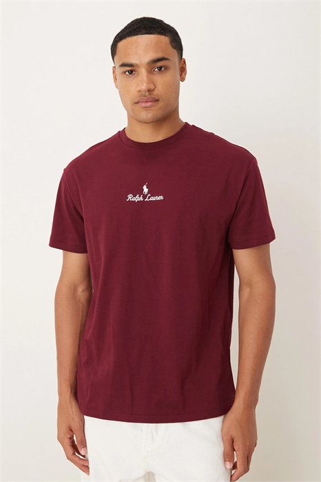 Футболка с логотипом в виде значка с центральным шрифтом, классический крой оверсайз артикул 148292222