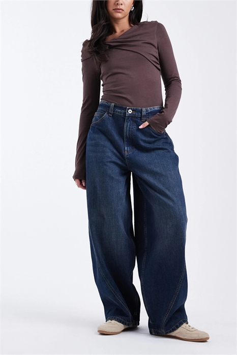 Коллекция Circular Design: джинсы-баллон XL артикул 149591095