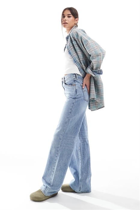 Джинсы с широкими брючинами и высоким талием артикул 128870280