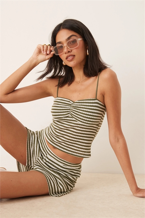 Топ-майка с рюшами, связанный крючком из фактурной пряжи co-ord артикул 148814651