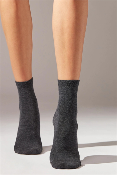 Короткие носки с декоративной окантовкой артикул 153164480