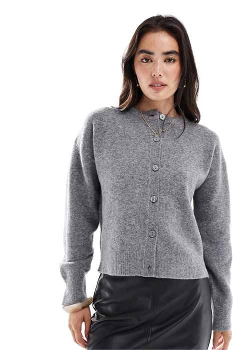 Кардиган с круглым вырезом и пуговицами артикул 150146356