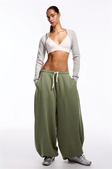 Брюки-балоны из плюша артикул 156586130