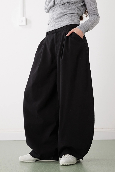 Брюки-клёш XL с складками артикул 155116051