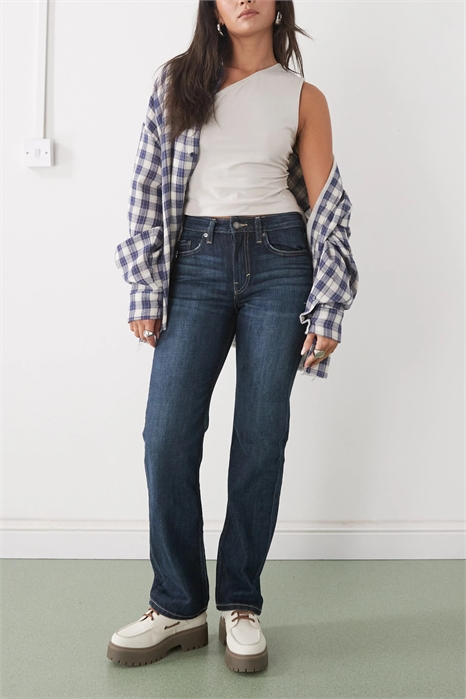 Джинсы Laika с прямыми брючинами и средней посадкой артикул 151780107