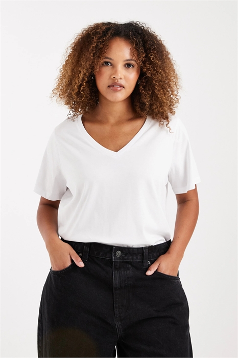 Футболка с V-образным вырезом артикул 153815097