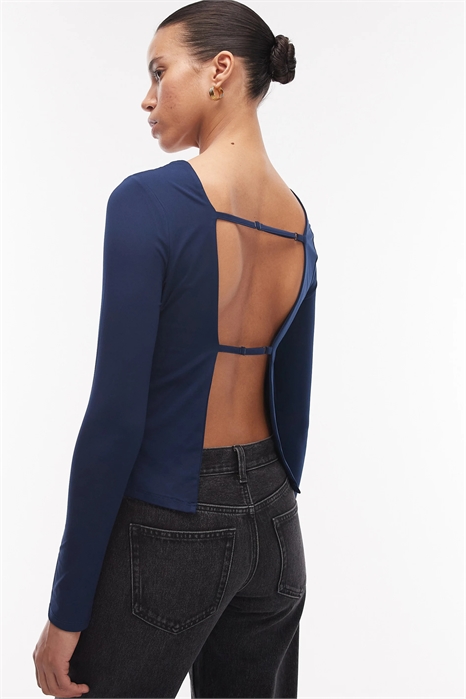 Облегающий топ с открытой спиной и длинными рукавами артикул 151995866