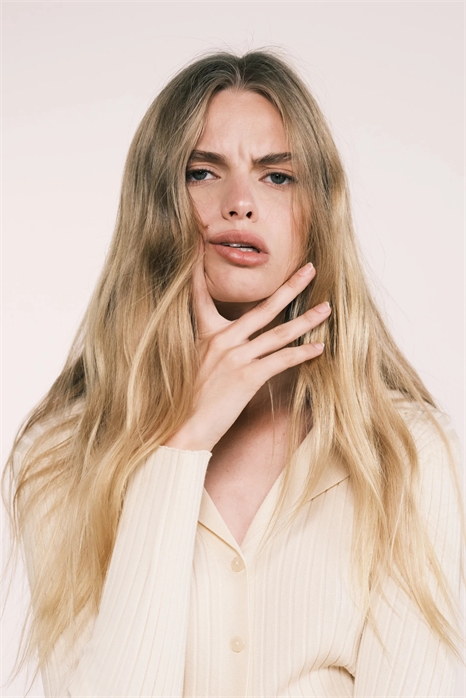 Трикотажная рубашка-поло с длинными рукавами артикул 150200880