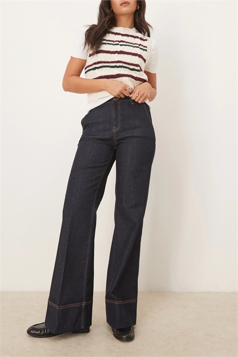 Джинсы с широкими расклешенными брючинами и эластичным поясом артикул 148882268