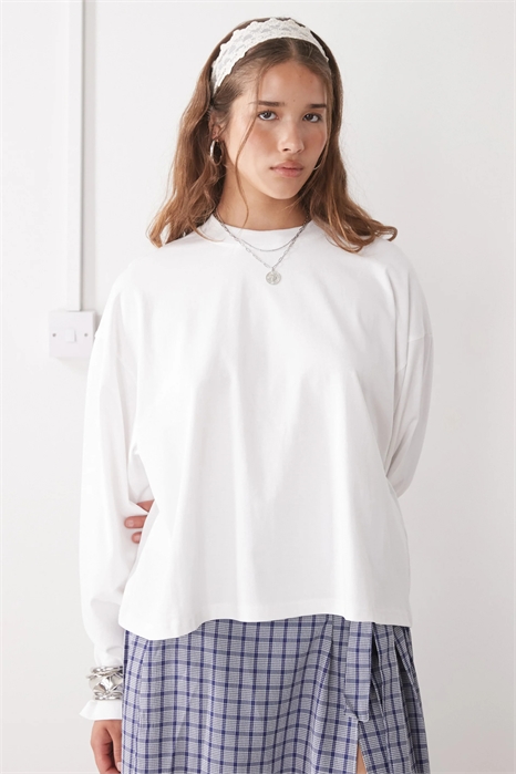 Футболка из хлопка Bloom с длинными рукавами, круглым вырезом и свободным кроем артикул 148922856