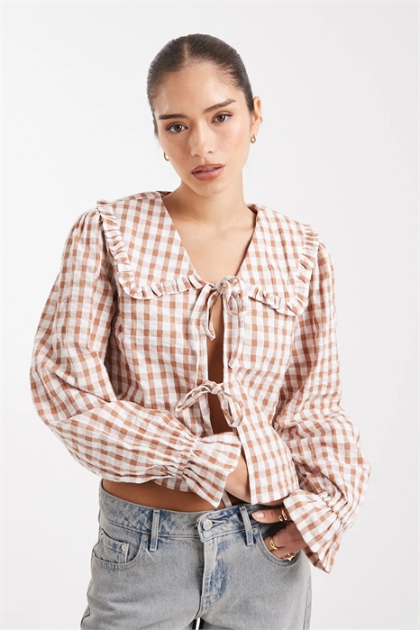 Блузка в клетку с завязками артикул 148302691