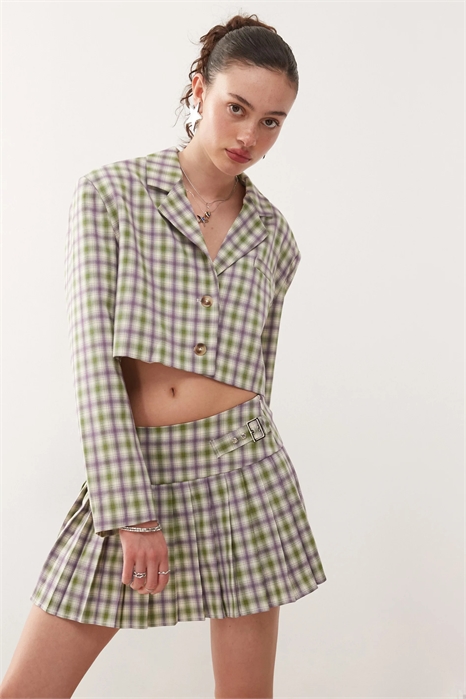 Мини-юбка в складку в стиле 90-х, скроенная по фигуре co-ord артикул 140290651